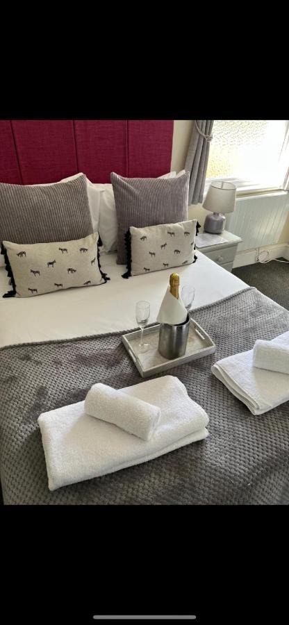 The White Hart Hotell Newenden Eksteriør bilde