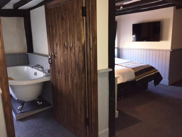 The White Hart Hotell Newenden Eksteriør bilde